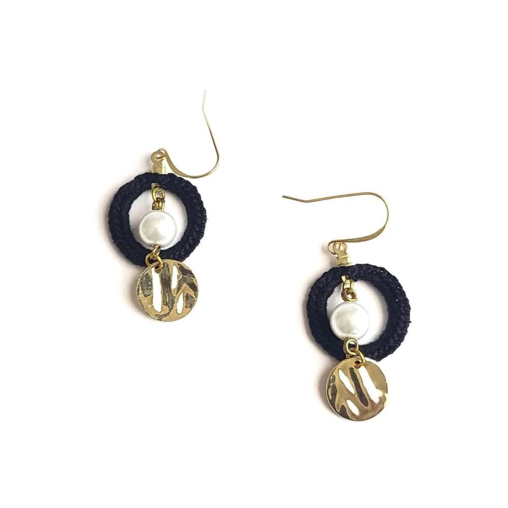 Black Circle with Pearl Earrings